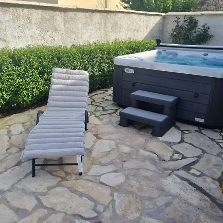 Vila Villa With Private Pool And Jacuzzy
