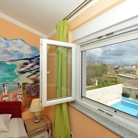 Villa With Private Pool And Jacuzzy
